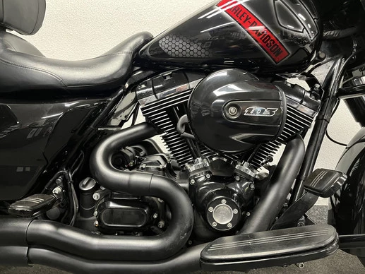 Harley-Davidson Street Glide - Afbeelding 8 van 24