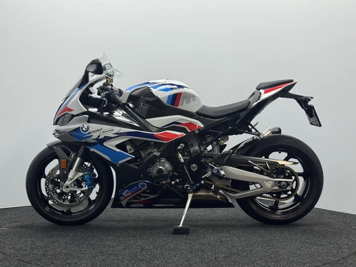 BMW M 1000 RR - Afbeelding 9 van 22