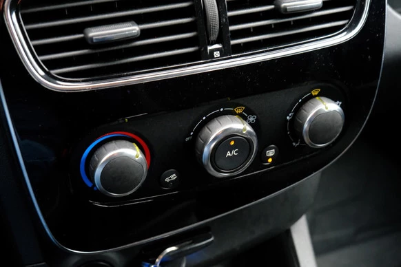 Renault Clio - Afbeelding 14 van 30