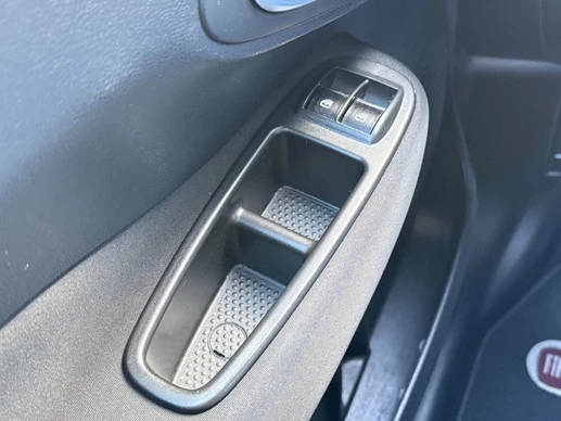 Fiat 500L - Afbeelding 28 van 30