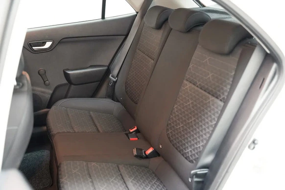 Kia Rio - Afbeelding 9 van 30