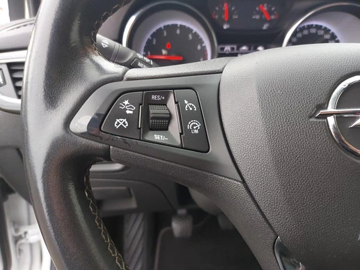 Opel Astra - Afbeelding 13 van 30