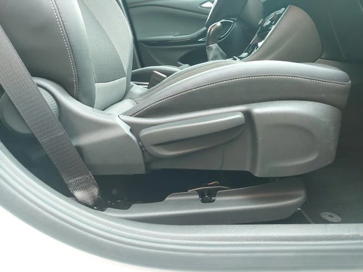 Opel Astra - Afbeelding 23 van 30