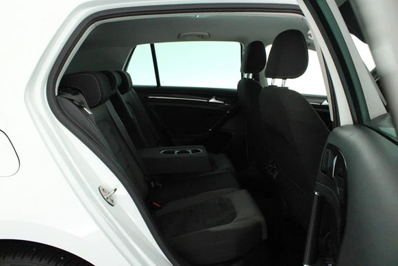 Volkswagen Golf - Afbeelding 11 van 30
