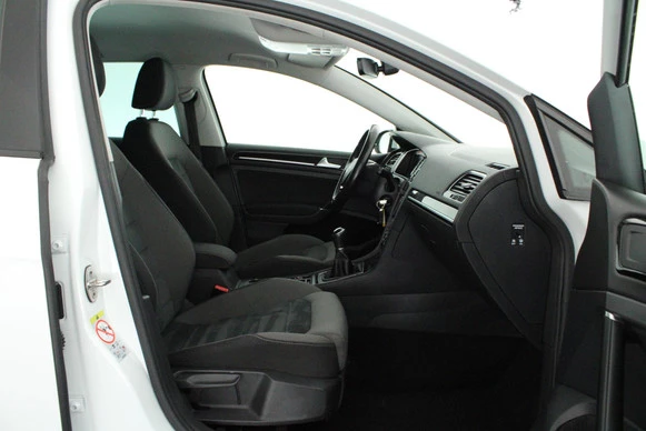 Volkswagen Golf - Afbeelding 12 van 30