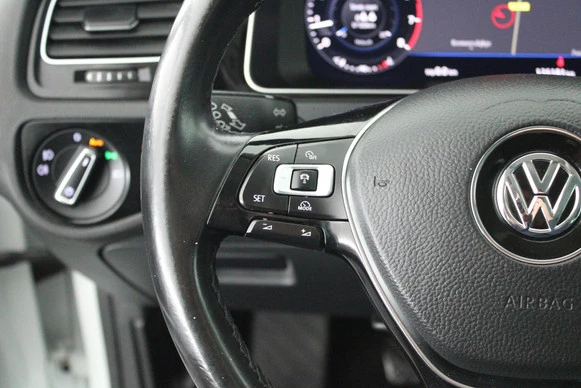 Volkswagen Golf - Afbeelding 17 van 30