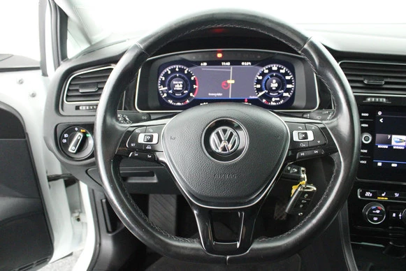 Volkswagen Golf - Afbeelding 18 van 30