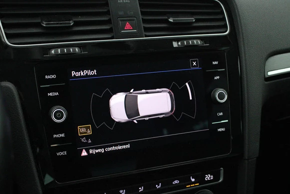 Volkswagen Golf - Afbeelding 21 van 30