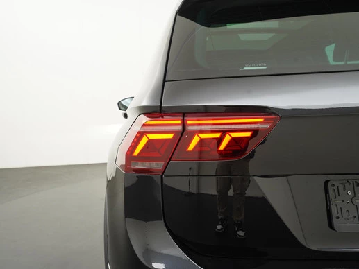 Volkswagen Tiguan - Afbeelding 25 van 30