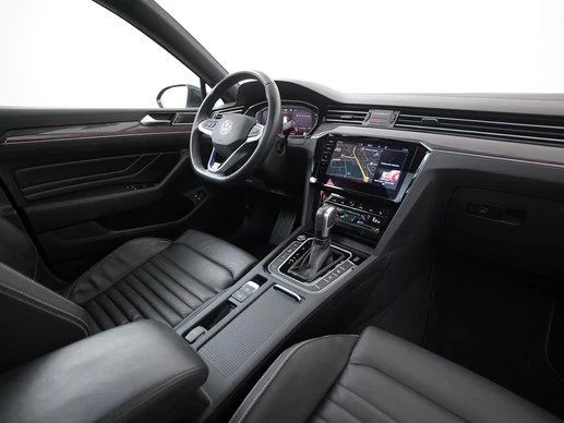 Volkswagen Passat - Afbeelding 2 van 30