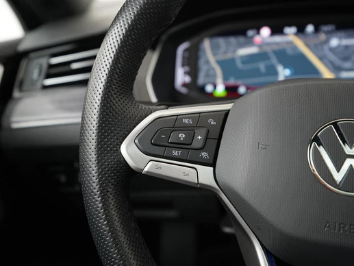 Volkswagen Passat - Afbeelding 8 van 30