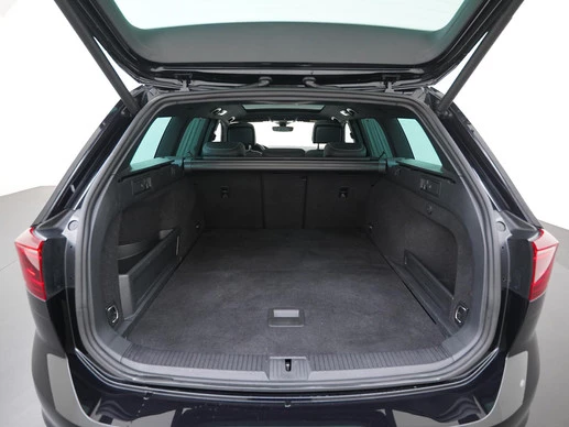 Volkswagen Passat - Afbeelding 29 van 30