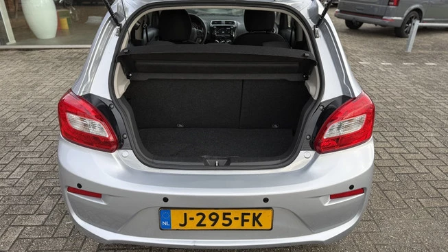 Mitsubishi Space Star - Afbeelding 20 van 26