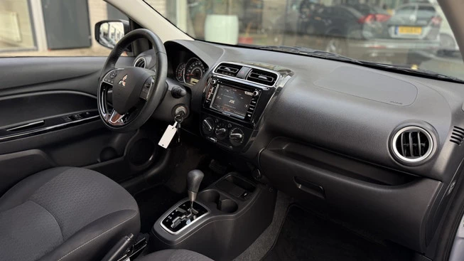 Mitsubishi Space Star - Afbeelding 24 van 26