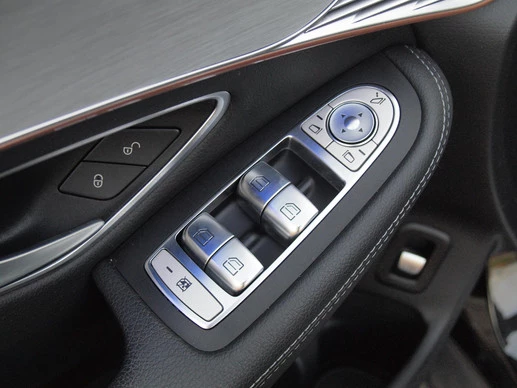 Mercedes-Benz EQC - Afbeelding 24 van 30