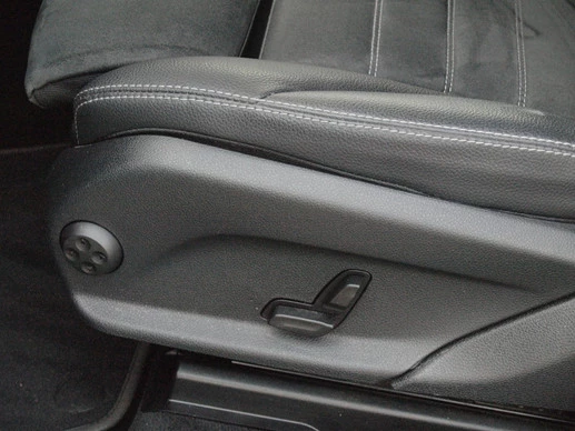 Mercedes-Benz EQC - Afbeelding 26 van 30