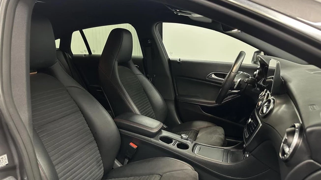 Mercedes-Benz CLA - Afbeelding 4 van 30