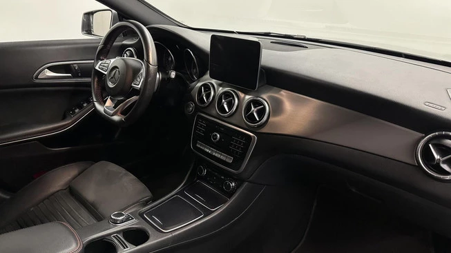 Mercedes-Benz CLA - Afbeelding 18 van 30