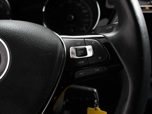 Volkswagen Touran - Afbeelding 17 van 30