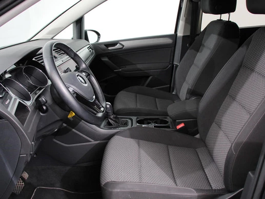 Volkswagen Touran - Afbeelding 23 van 30