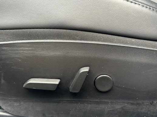 Tesla Model 3 - Afbeelding 5 van 20