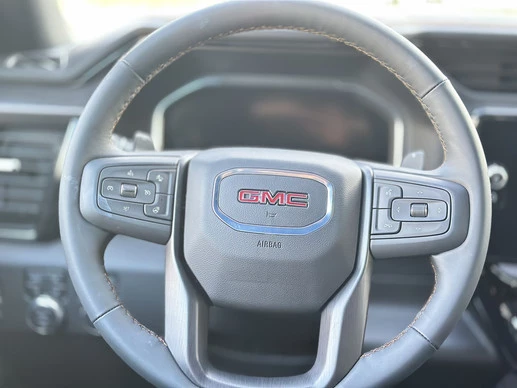 GMC Sierra - Afbeelding 9 van 17