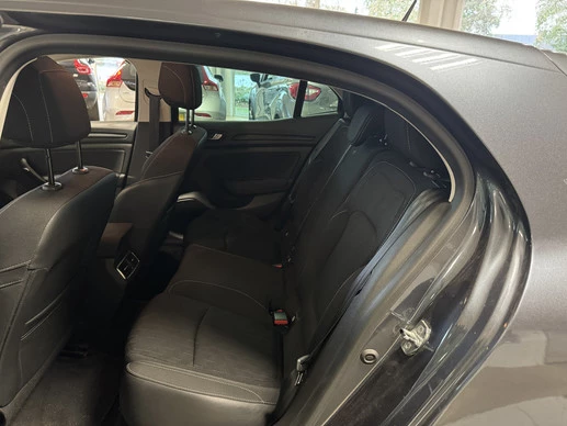 Renault Mégane - Afbeelding 9 van 19
