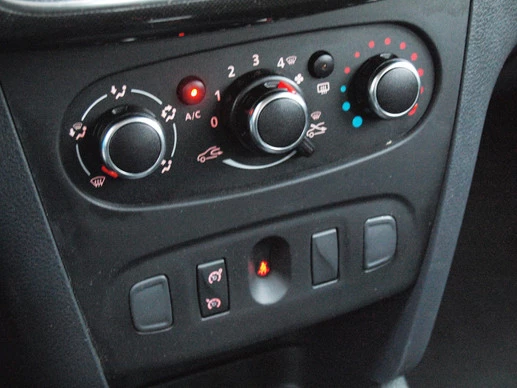 Dacia Sandero - Afbeelding 16 van 23