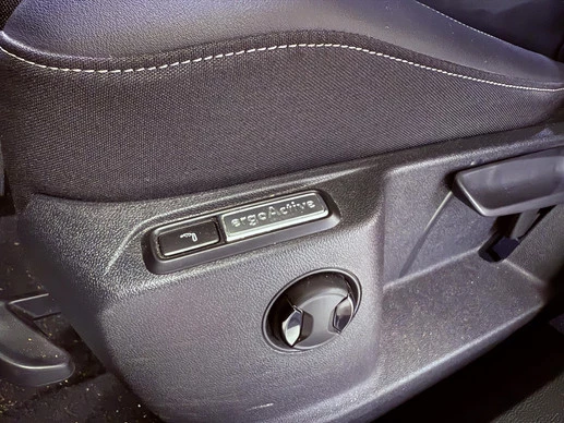 Volkswagen T-Roc - Afbeelding 19 van 24