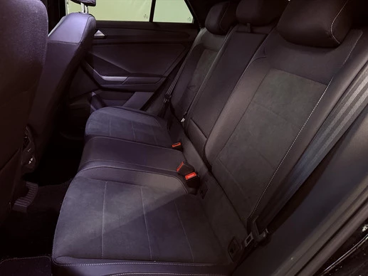 Volkswagen T-Roc - Afbeelding 21 van 24