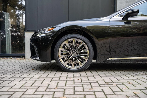 Lexus LS - Afbeelding 9 van 30