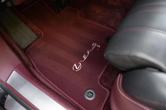 Lexus LS - Afbeelding 27 van 30