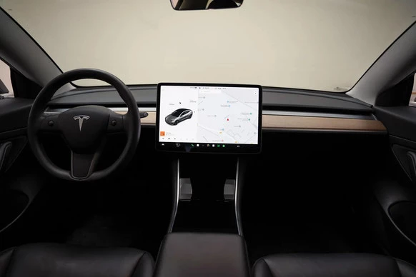 Tesla Model 3 - Afbeelding 4 van 30