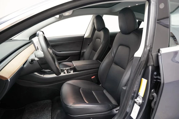 Tesla Model 3 - Afbeelding 10 van 30