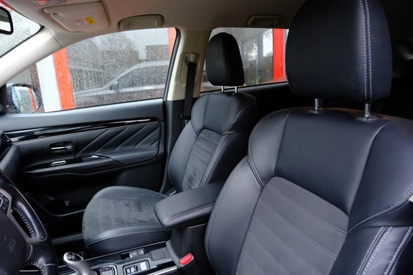 Mitsubishi Outlander - Afbeelding 28 van 30