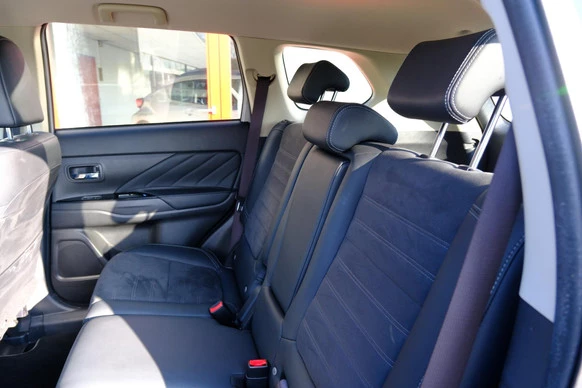 Mitsubishi Outlander - Afbeelding 23 van 30