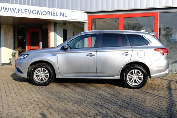 Mitsubishi Outlander - Afbeelding 25 van 30