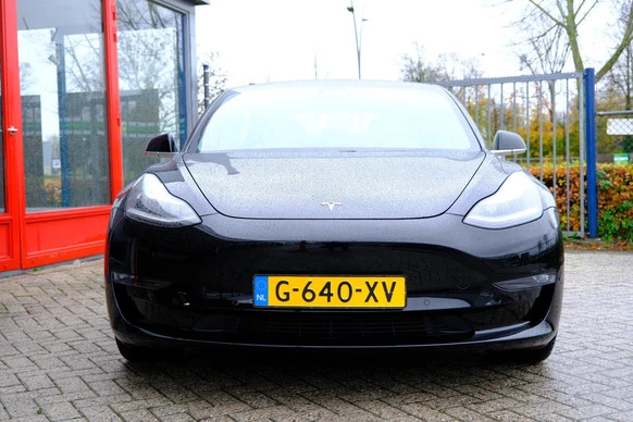 Tesla Model 3 - Afbeelding 7 van 30
