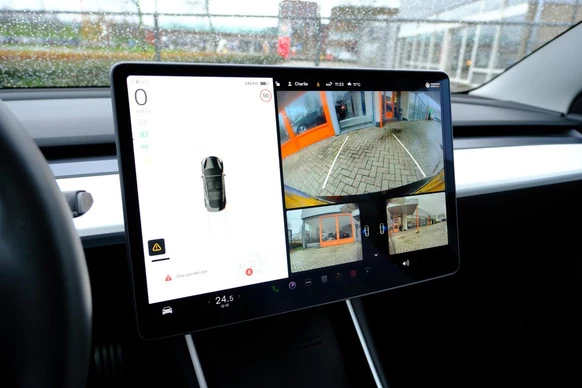 Tesla Model 3 - Afbeelding 16 van 30