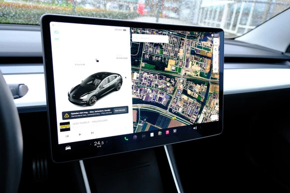 Tesla Model 3 - Afbeelding 26 van 30