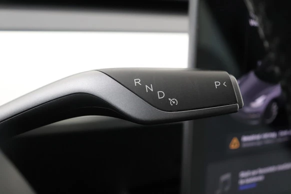 Tesla Model 3 - Afbeelding 19 van 28