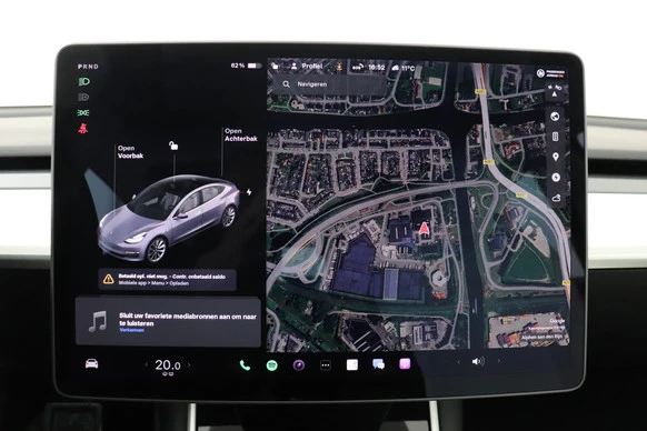 Tesla Model 3 - Afbeelding 22 van 28