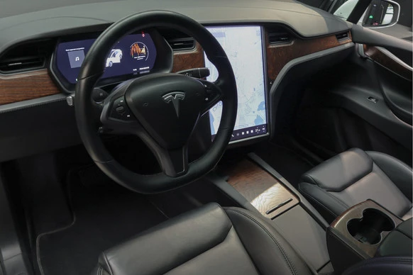 Tesla Model X - Afbeelding 15 van 30
