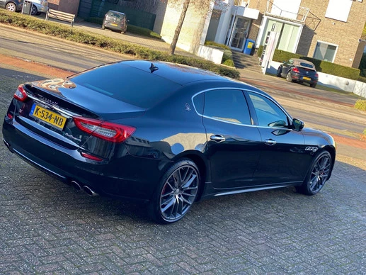 Maserati Quattroporte - Afbeelding 2 van 30