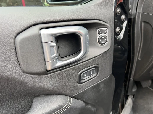 Jeep Wrangler - Afbeelding 14 van 30