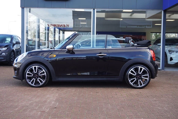 MINI Cooper Cabrio - Afbeelding 2 van 22