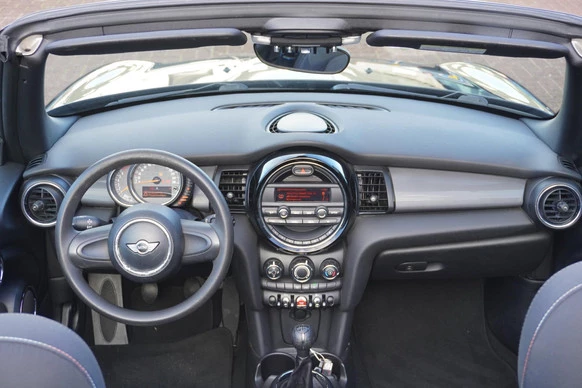 MINI Cooper Cabrio - Afbeelding 15 van 22