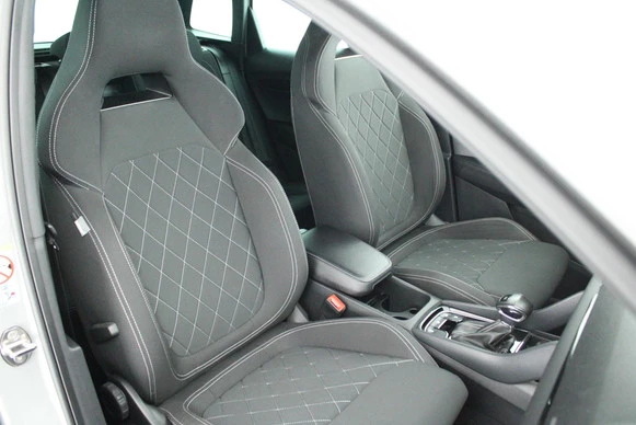 Škoda Karoq - Afbeelding 2 van 30