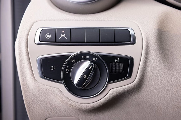 Mercedes-Benz C-Klasse - Afbeelding 11 van 30