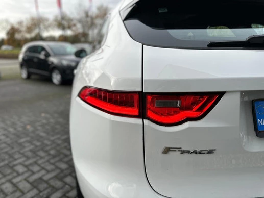 Jaguar F-PACE - Afbeelding 7 van 30